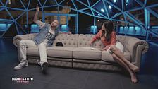 A lezione di napoletano con Clementino