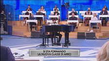 Alex ottiene il banco