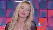Valeria Marini, l'amore e la forza di reagire