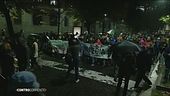 La protesta unisce no va e no green pass