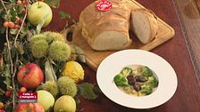 La patacò, flan di zucchina e luna piena, torta allo yogurt e mandorle