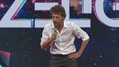 Maurizio Lastrico e l'autista dell'autobus
