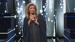 Iva Zanicchi canta "Non pensare a me"