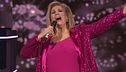 Iva Zanicchi canta "Vivrò"