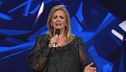 Iva Zanicchi canta "Un uomo senza tempo"