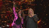 Iva Zanicchi e Rosario Flores cantano "Te Quiero Te Quiero"
