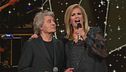 Fausto Leali e Iva Zanicchi cantano "Io che non vivo senza te"