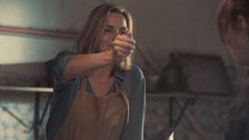 Trailer - Pane al limone con semi di papavero