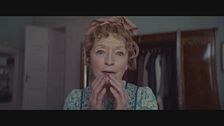 Trailer - La signora Harris va a Parigi