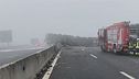 Cisterna in fiamme, inferno sull'A1