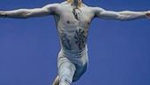 Si ferma il ballerino pro Putin