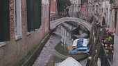 Gondole in secca a Venezia