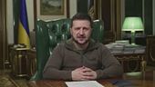 Zelensky: "Armi e sanzioni, ci serve di più"
