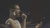 Mahmood debutta al Bataclan