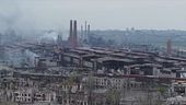 Fuoco sugli evacuati dell'Azovstal