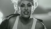 Lady Gaga diventa Top Gun