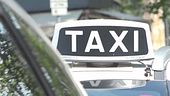 I taxi bloccano le città