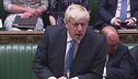 Bojo trema, il governo perde pezzi