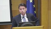 Conte strappa, verso la crisi
