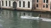 L'ultimo sfregio a Venezia