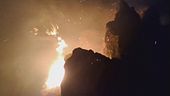 Pantelleria brucia, turisti in fuga