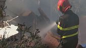 Nuoro, esplode una villetta