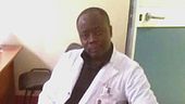 Varese, insulti al medico africano