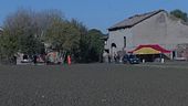 Saman, si scava nel casolare