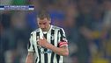 Chiellini e Dybala ai saluti