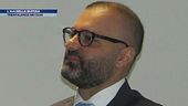 L'Aia nella bufera, Trentalange nei guai