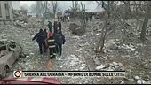 Ucraina, rasa al suolo Mariupol, migliaia di civili sepolti nelle fosse comuni