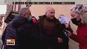 Il medico no vax che continua a firmare esenzioni