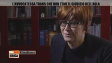 L'avvocatessa trans che non teme il giudizio dell'aula