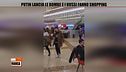 Putin lancia le bombe e i russi fanno shopping