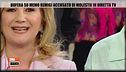 Bufera su Memo Remigi accusato di molestie in diretta tv