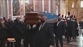 Il Covid non allenta la sua morsa i funerali di Sassoli