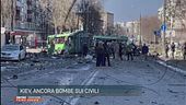 Kiev, ancora bombe sui civili