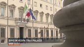 Giro in vespa tra i palazzi della politica