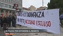 In piazza per difendere il Reddito di cittadinanza