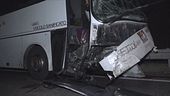 Auto contro un bus morti 5 giovanissimi