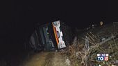 Maltempo in Sicilia, si ribalta un autobus
