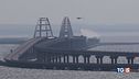 Crimea, un camion-bomba sul ponte simbolo