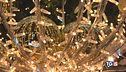 Risparmi a tavola e luminarie a metà