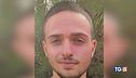 Accoltellato a Roma, caccia agli assassini