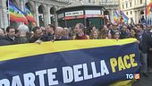 Opposizioni in piazza, sono divise sulla pace