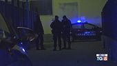 Spara alla fidanzata poi si toglie il vita