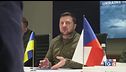 "Rinunciamo alla nato" Zelensky tende una mano