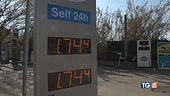 Cala il prezzo del gas, ma risale la benzina