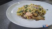 Tagliatelle con funghi porcini, gamberoni e pecorino