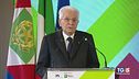 Mattarella: onorare Pnrr Meloni difende manovra